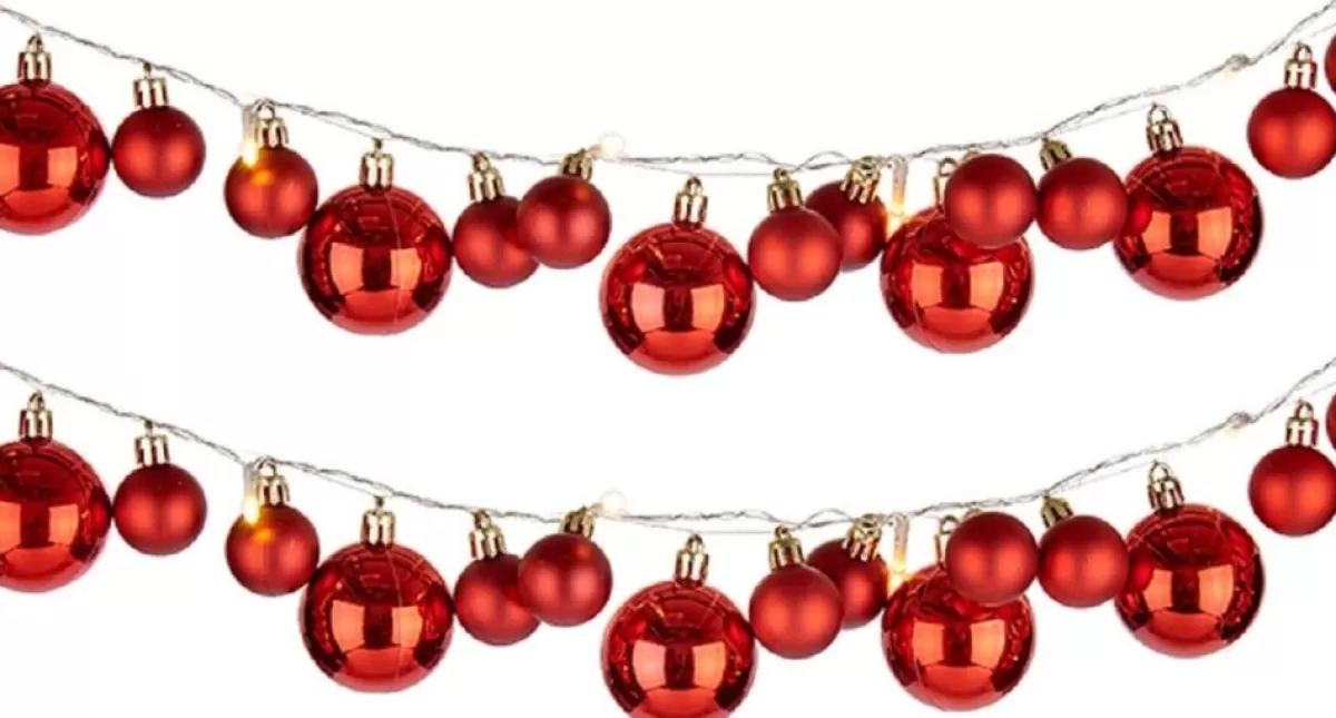 Arte r Guirlandes>2X Stuks Verlichte Kerst Guirlandes/Slingers Met 93 Led Kerstballen Rood - Kerstslingers/Kerst Guirlandes