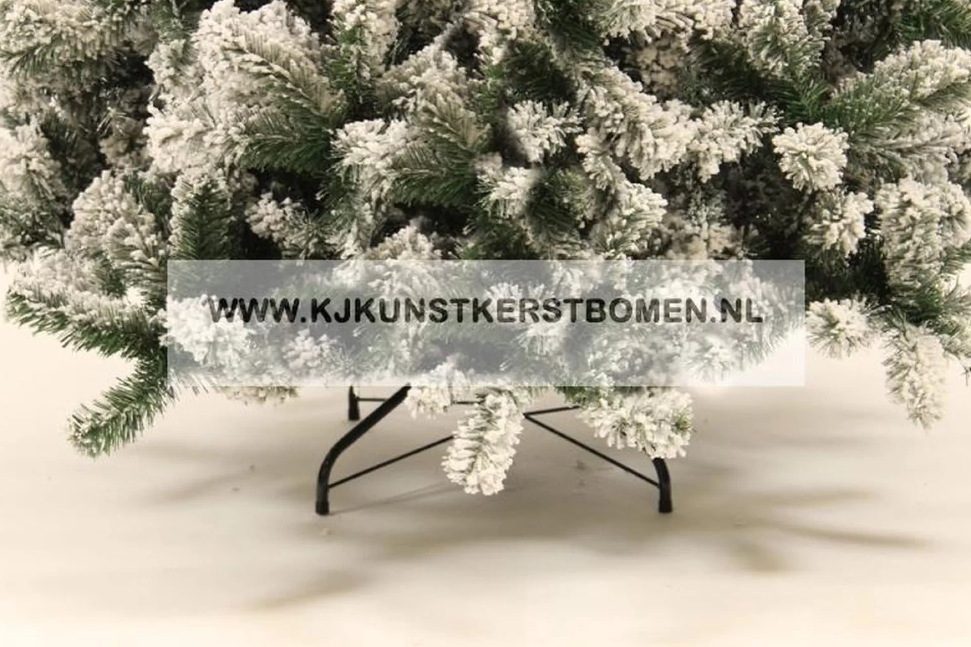 KJ Kunstkerstbomen Besneeuwde Kunstkerstboom - Flock - Lengte 240 Cm En 1376 Takken Cheap