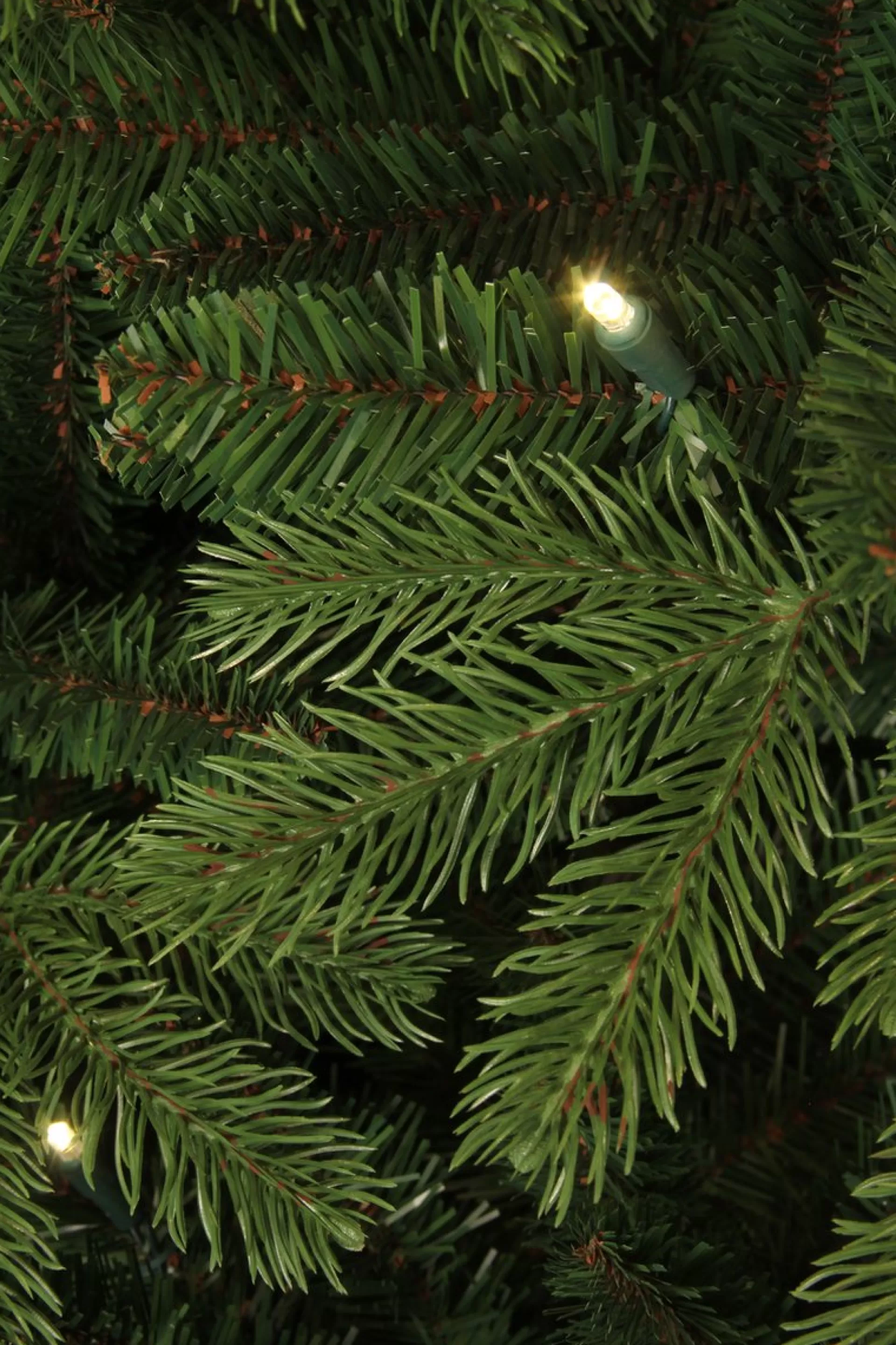 Black Box Trees Brampton Kunstkerstboom Slim Met Led Verlichting - H155 X O102 Cm - Groen New