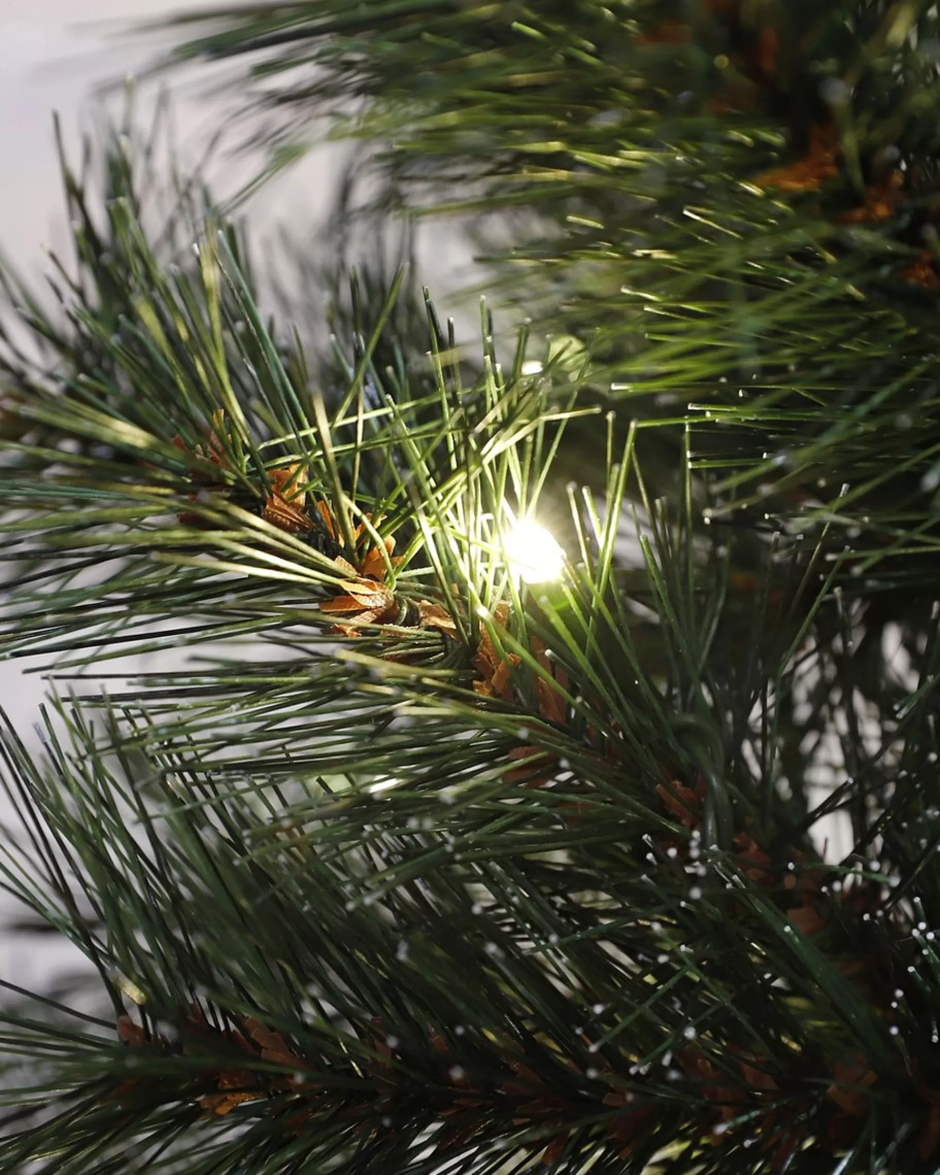 Black Box Trees Sotka Kunstkerstboom Met Led Verlichting - H215 X O71 Cm - Groen Best Sale
