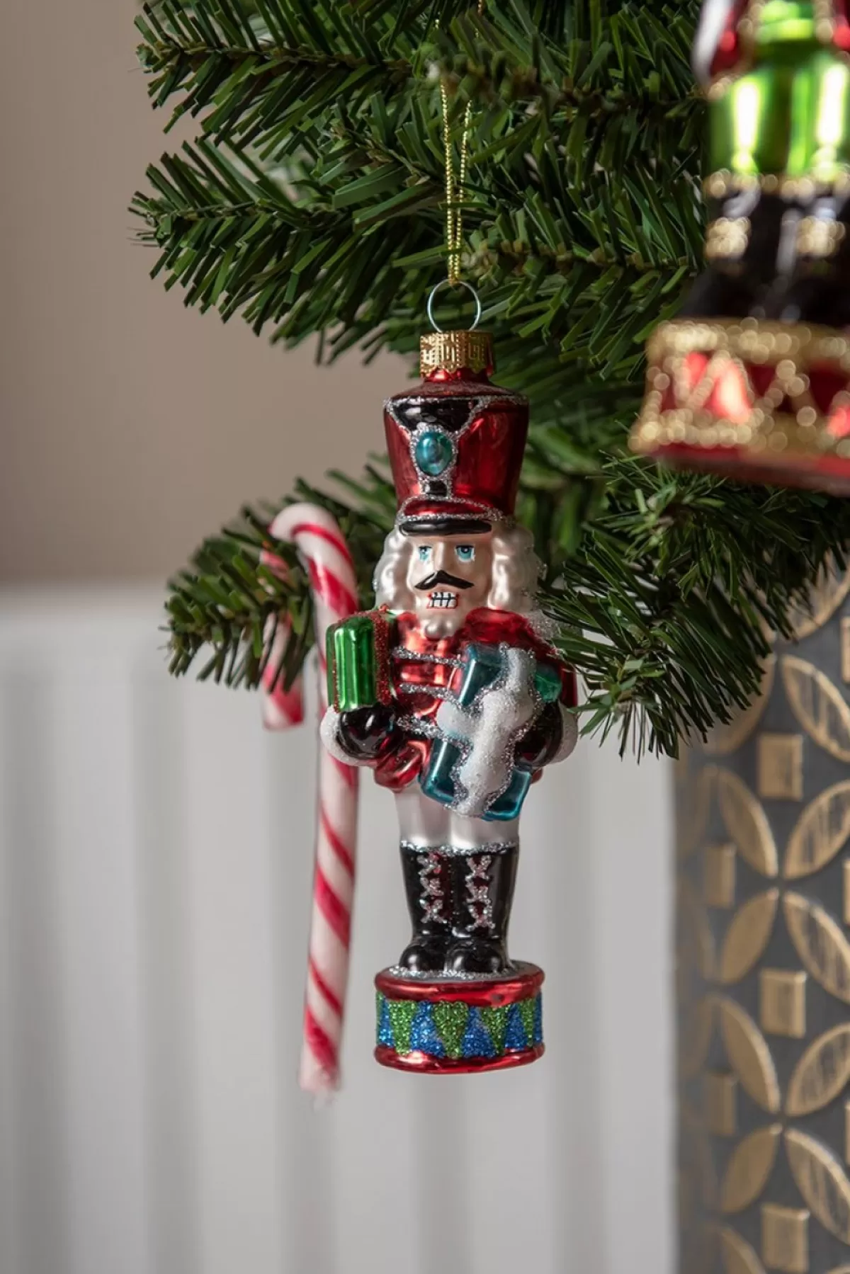 Clayre u0026 Eef Kersthanger>Clayre & Eef Kersthanger Notenkraker 15 Cm Rood Groen Glas Kerstbal