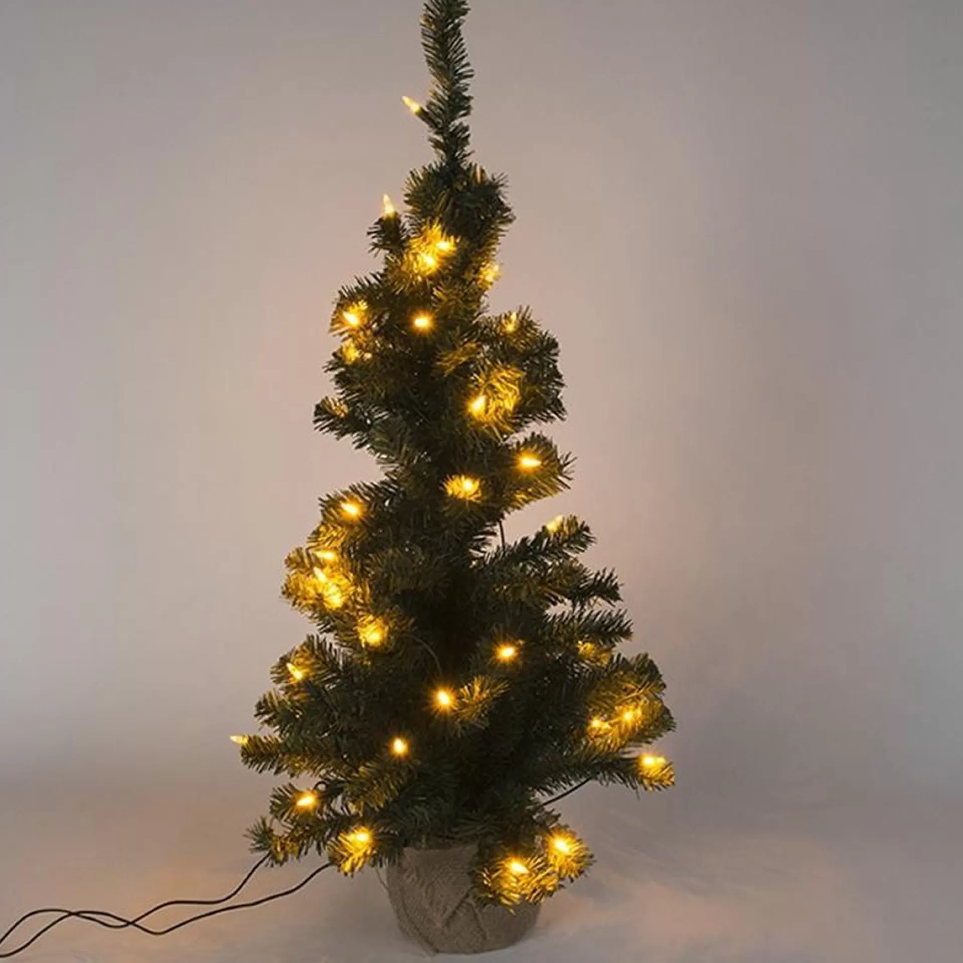 Merkloos Everlands Mini Kunstkerstboom - 90 Cm - Met Jute Zak En Verlichting New