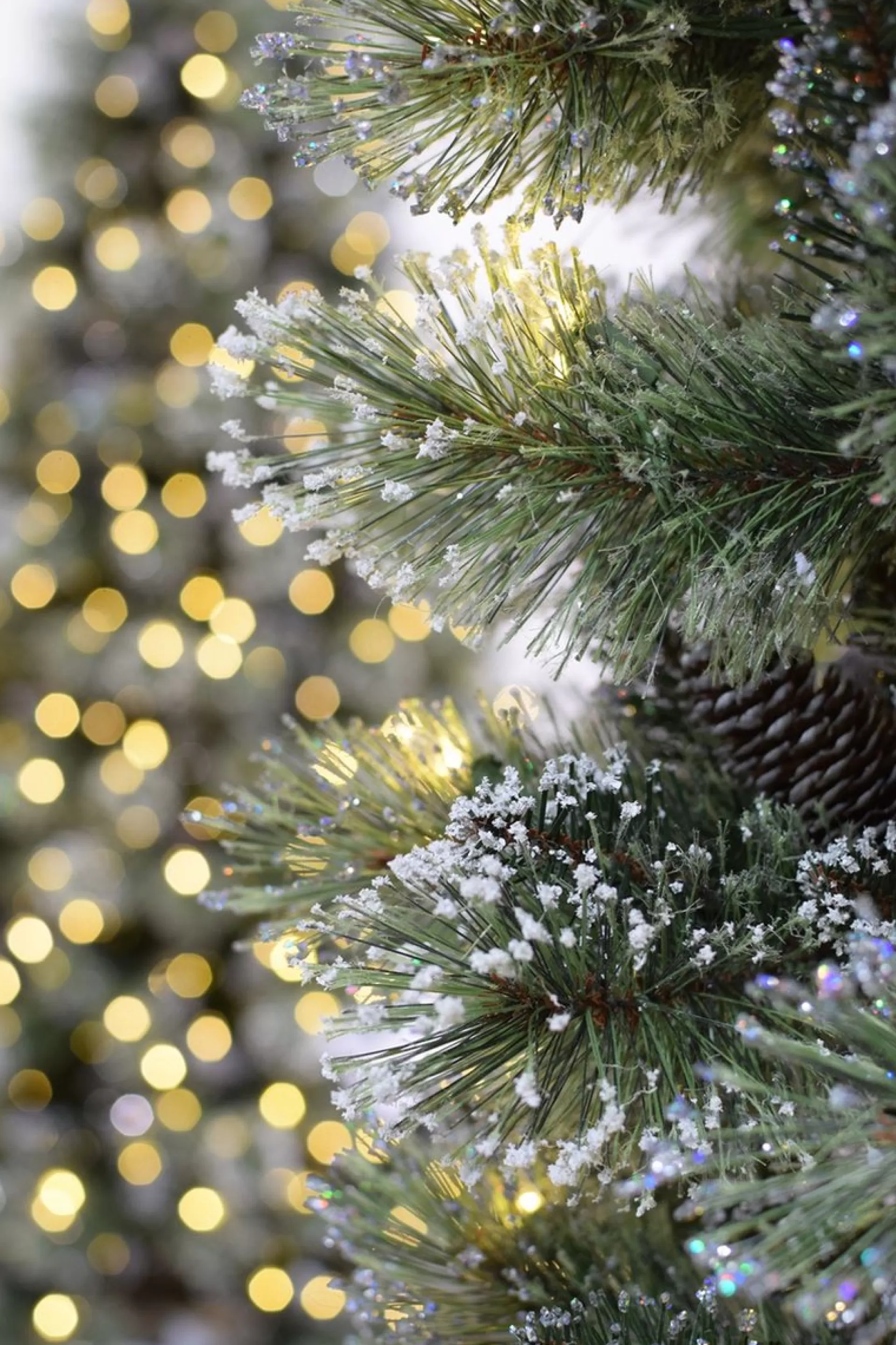 National Tree Company Glittery Bristle Kunstkerstboom - 213 Cm O 65 Cm - Besneeuwd, Dennenappels & Glitter - Metalen Voet Flash Sale