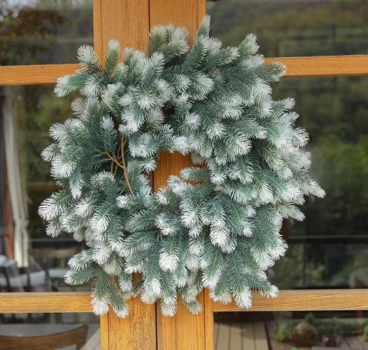 Trend24 Guirlandes>Guirlande - Kerst Guirlande - Kerstguirlande - Kerstslinger - Deurkrans - Dennenslinger - Kerstslinger - Dennentak - 180 Cm - Groen - Wit - 1 Stuk