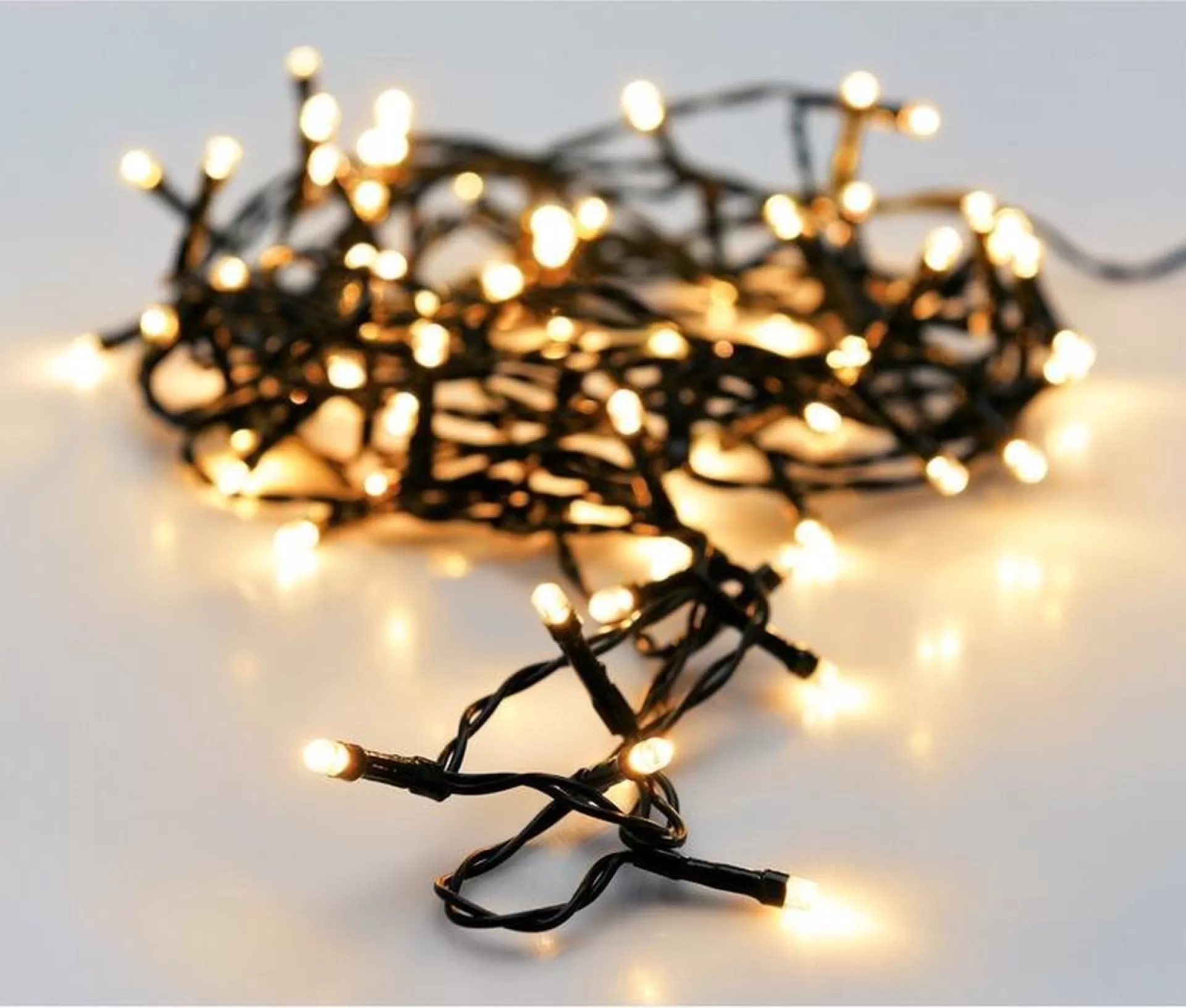 Bellatio Decorations Kerstverlichting 24 Warm Witte Lampjes Op Batterij 2 Meter Met Timer - Kerstlampjes/Kerstlichtjes Op Batterijen Fashion