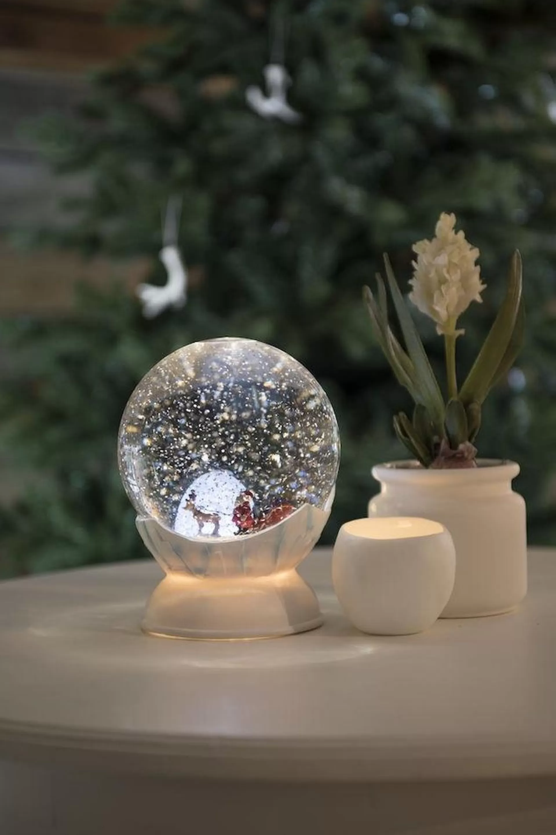 Konst Smide Sneeuwbol O15Cm Groot Electronisch Met Licht Kerstman Slee Rendier Iglo Noordpool Decoratie Kerstverlichting Flash Sale