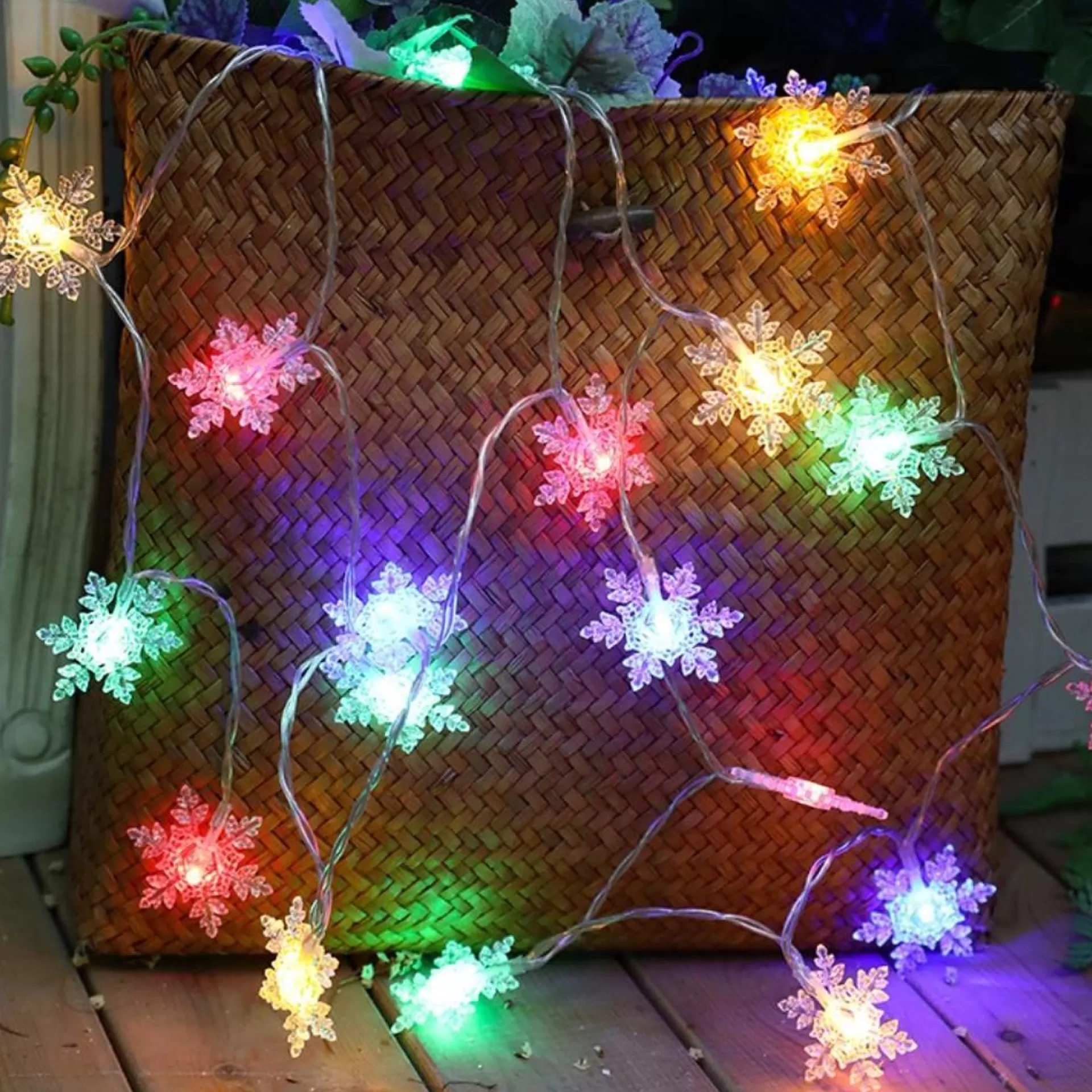 Telestore Licht Snoer Lichtslinger - Lampjes - Sneeuw Vlokjes Winter - Sfeerverlichting - Feestverlichting - Multi Colour - 20 Led Lampjes Op Battterij - 3 Meter Outlet