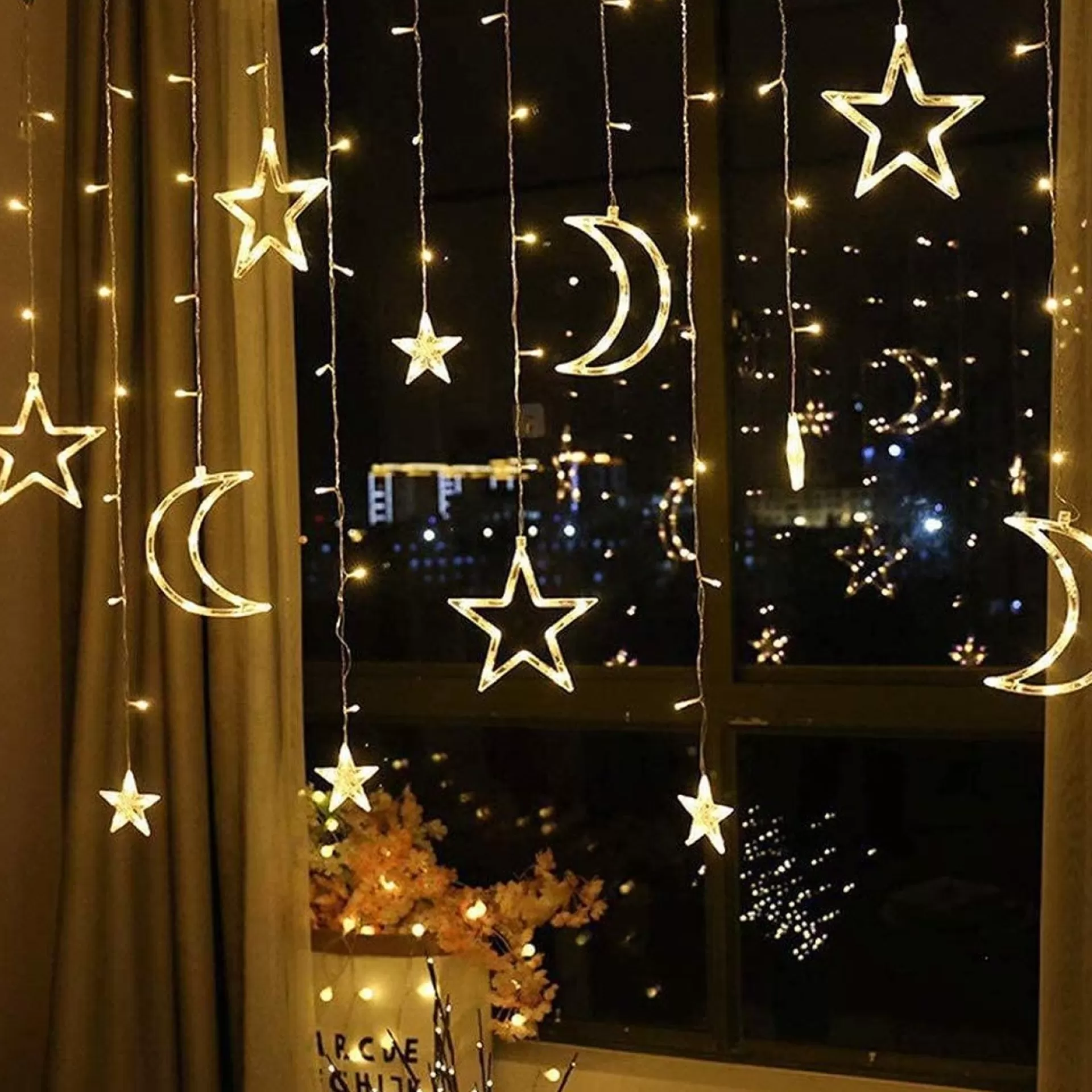 LIXIN Kerstverlichting - Sterren En Maan - Warmwit - Sterrengordijn - Buiten & Binnen - Kerst - Kerststerren - Feest Licht Gordijn - Energie Zuining - Decoratieverlichting - Home Accessories Outlet
