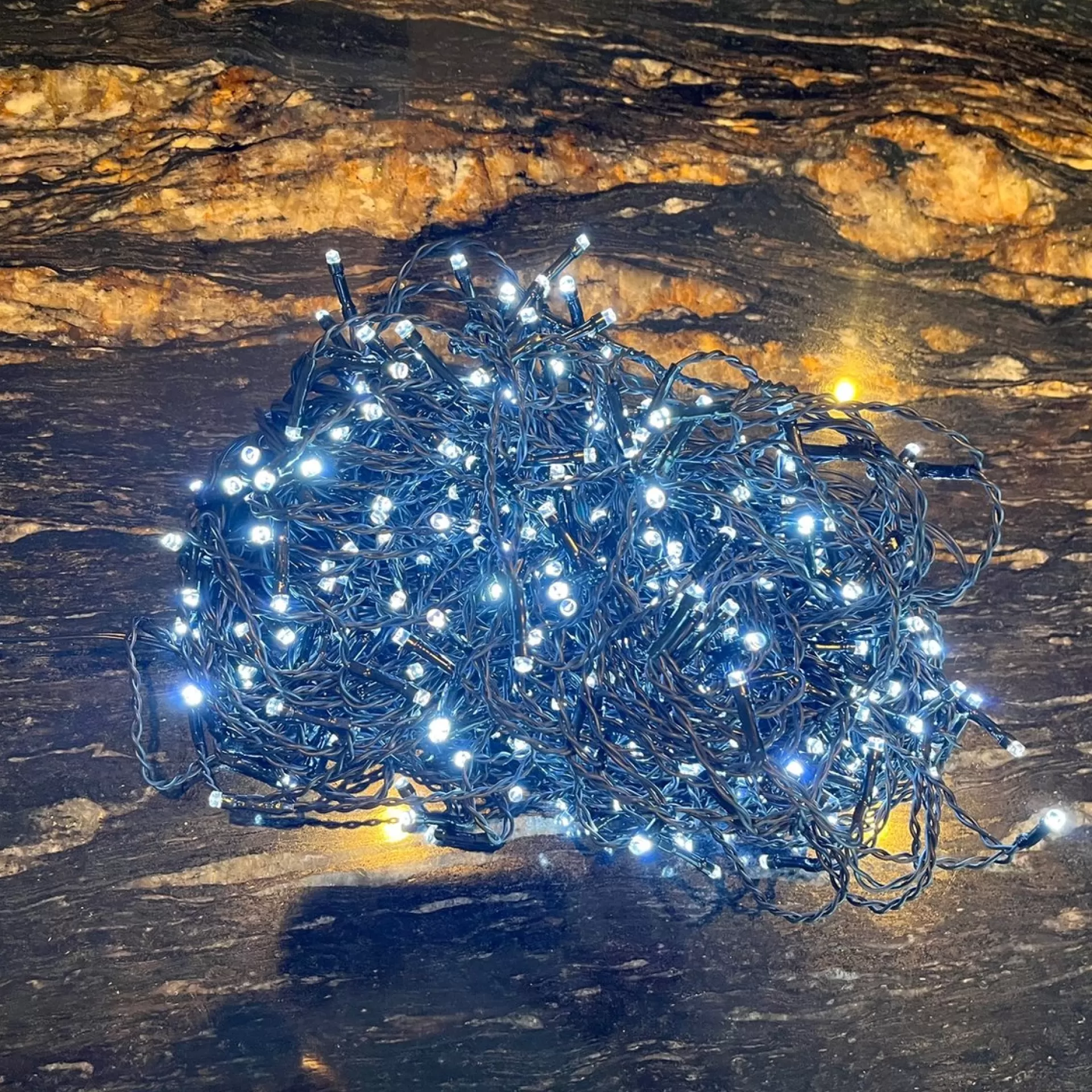 Luksus ™ Led Gordijn - Ijspegel Verlichting | Dual Color 960 Led Lampjes Extra Warm Wit + Koud Wit | Voor Binnen En Buiten | 20 + 10 Meter Snoer | 9 Lichtstanden & Timer Functie New