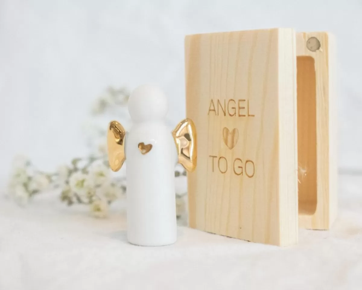 Merkloos Kerstbeelden>Rader Design Stories - Beschermengel - Angel To Go