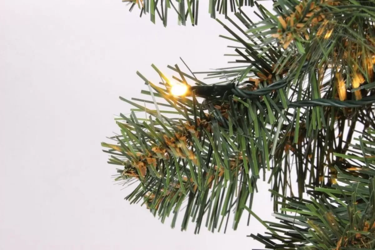 Royal Christmas Guirlandes>® - 3X Dakota Deluxe Guirlande - Lengte 540 Cm - 200 Warm Led Lampjes - Max. 3X Koppelbaar - Kerst Slinger - 600 Takken