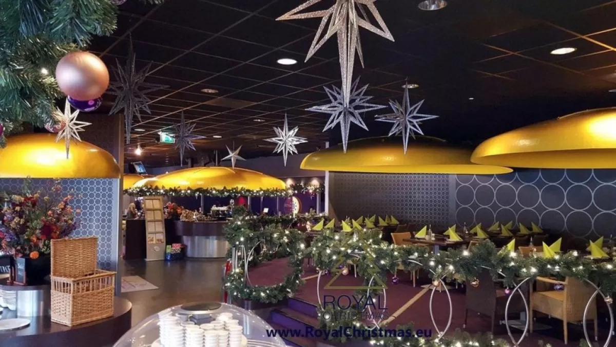 Royal Christmas Guirlandes>® - 3X Dakota Deluxe Guirlande - Lengte 540 Cm - 200 Warm Led Lampjes - Max. 3X Koppelbaar - Kerst Slinger - 600 Takken
