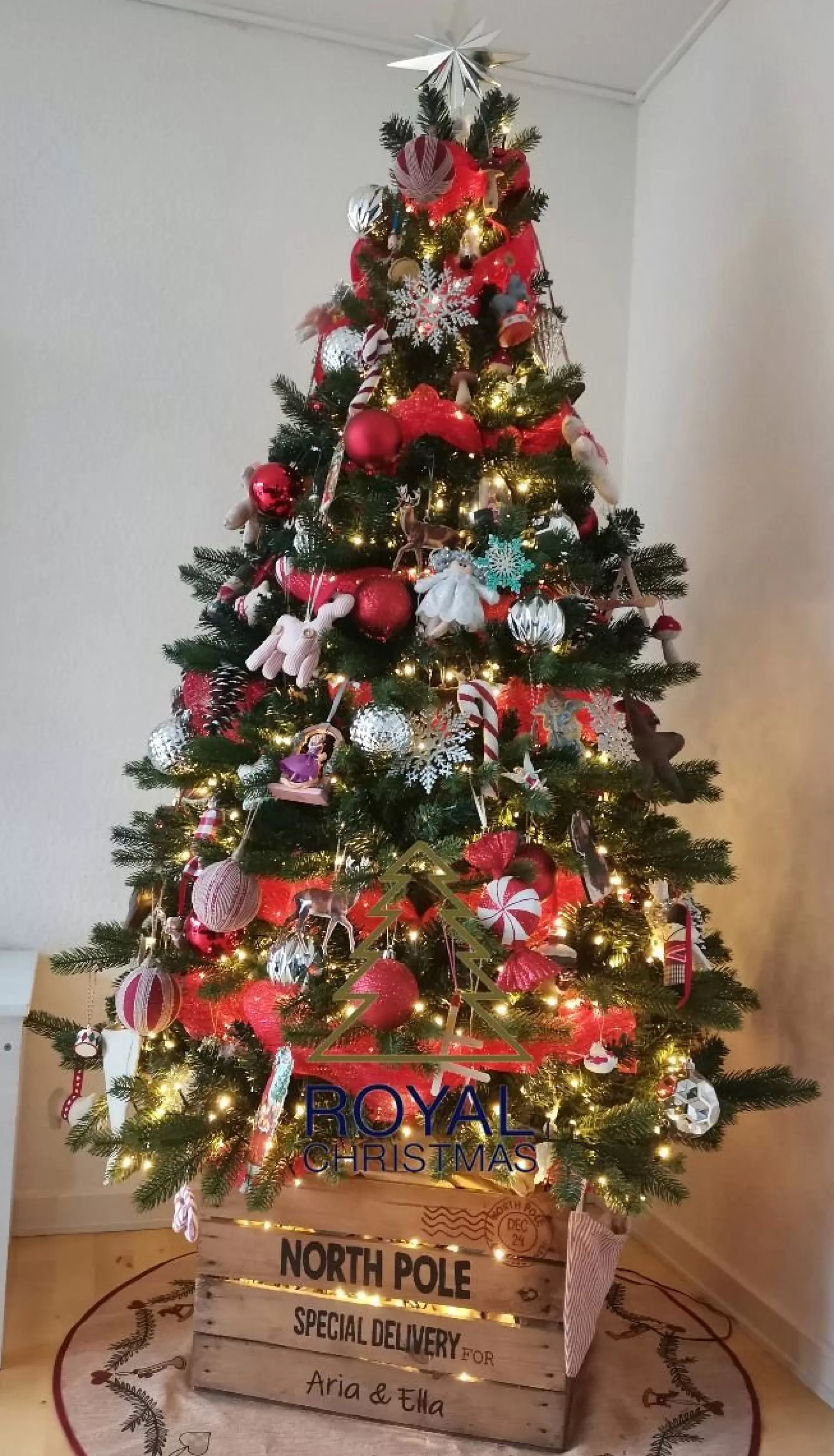 Royal Christmas - Kunstkerstboom - Bogota Pe / Pvc Smart - 400 Led Lampjes - 210 Cm - 1687 Takken - Groen Online