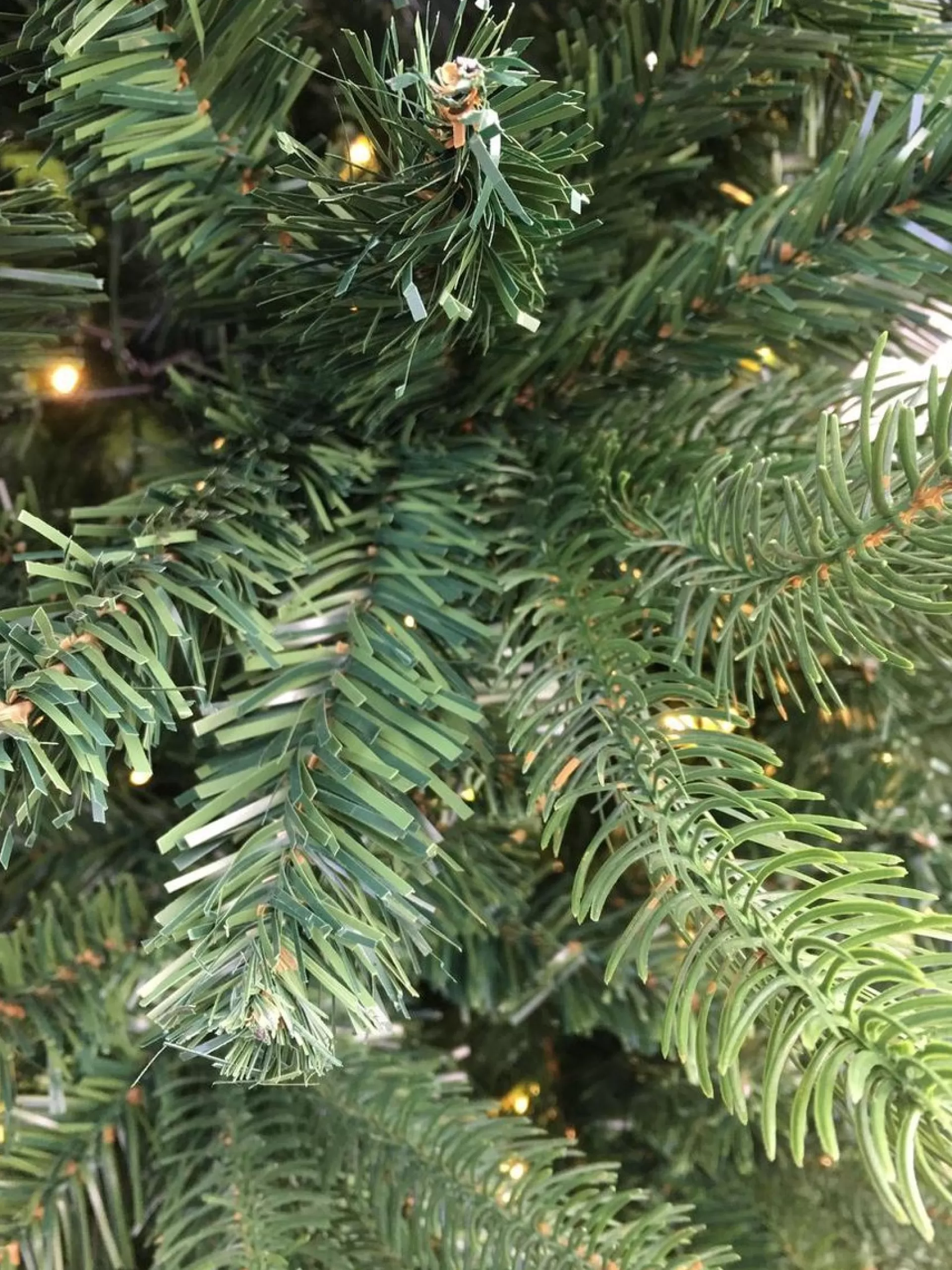 Royal Christmas Kunstkerstboom Alaska Slank - 240 Cm - Met Led Verlichting En Smart Adapter Best