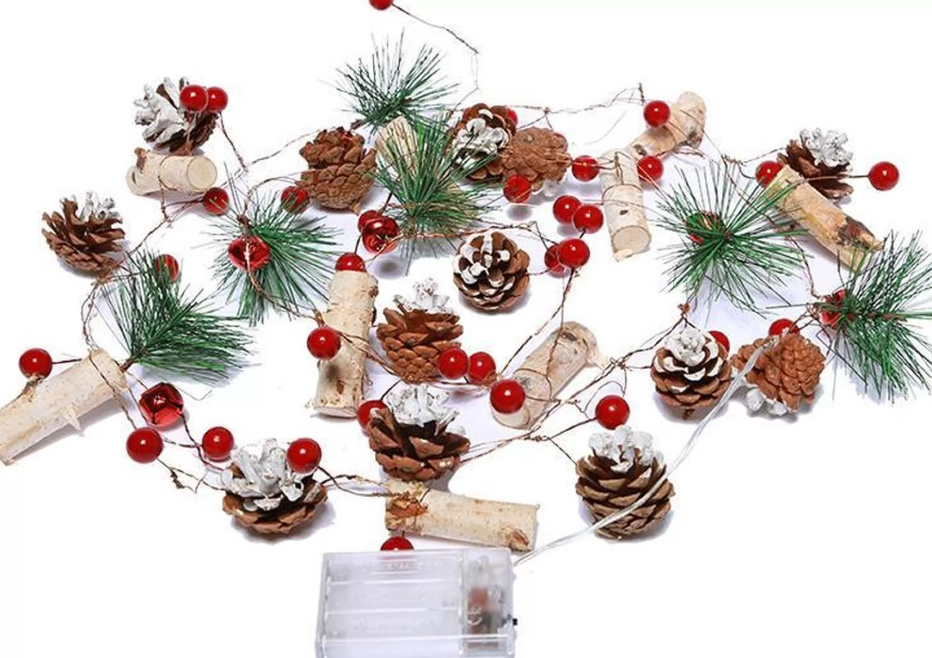 Merkloos Kerstlichtsnoeren>Xtraworks - Naturaal Led Lichtsnoer Met Dennenappels, Rode Bessen En Houten Elementen - Decoratie Voor Binnen En Buiten - 2 Meter 20 Lichten - Warm Licht